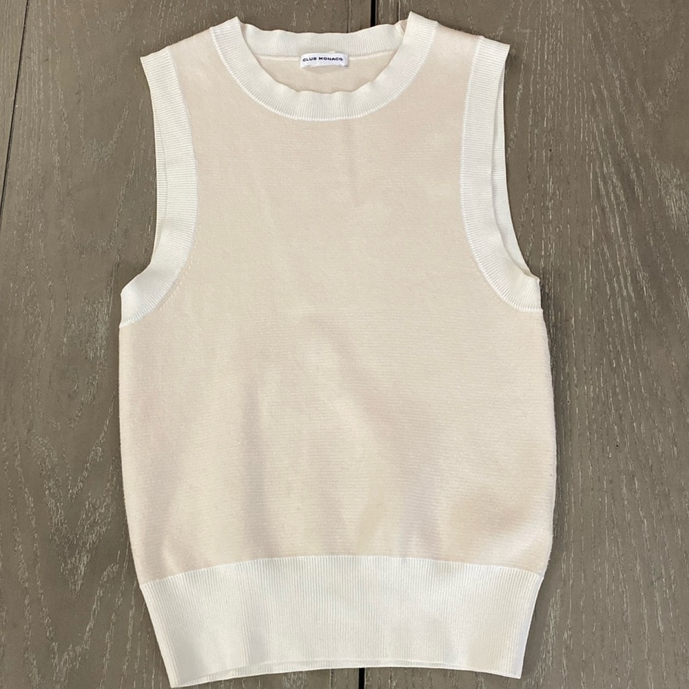 Club Monaco sleeve less knit sweater. Size S